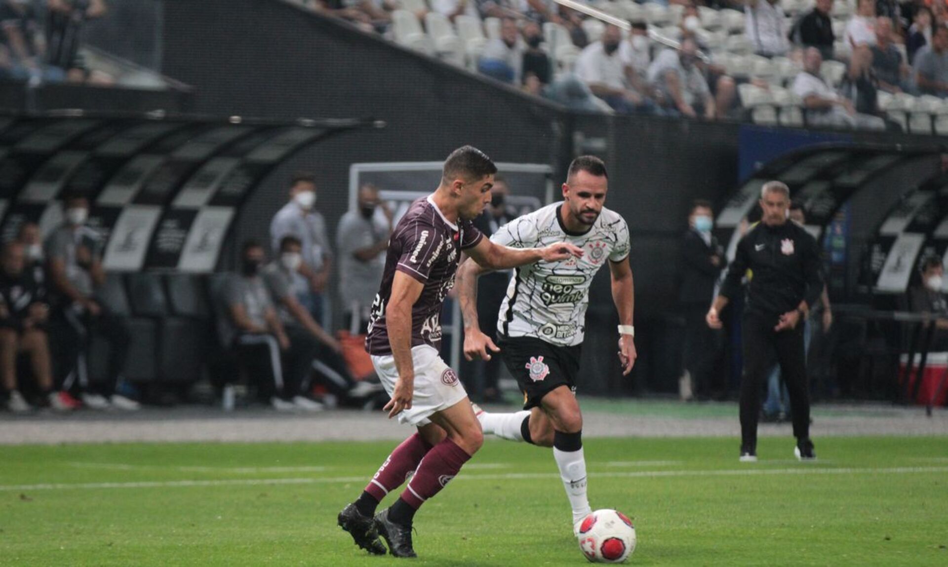 Corinthians fica no 0 a 0 na sua estreia no Campeonato Paulista