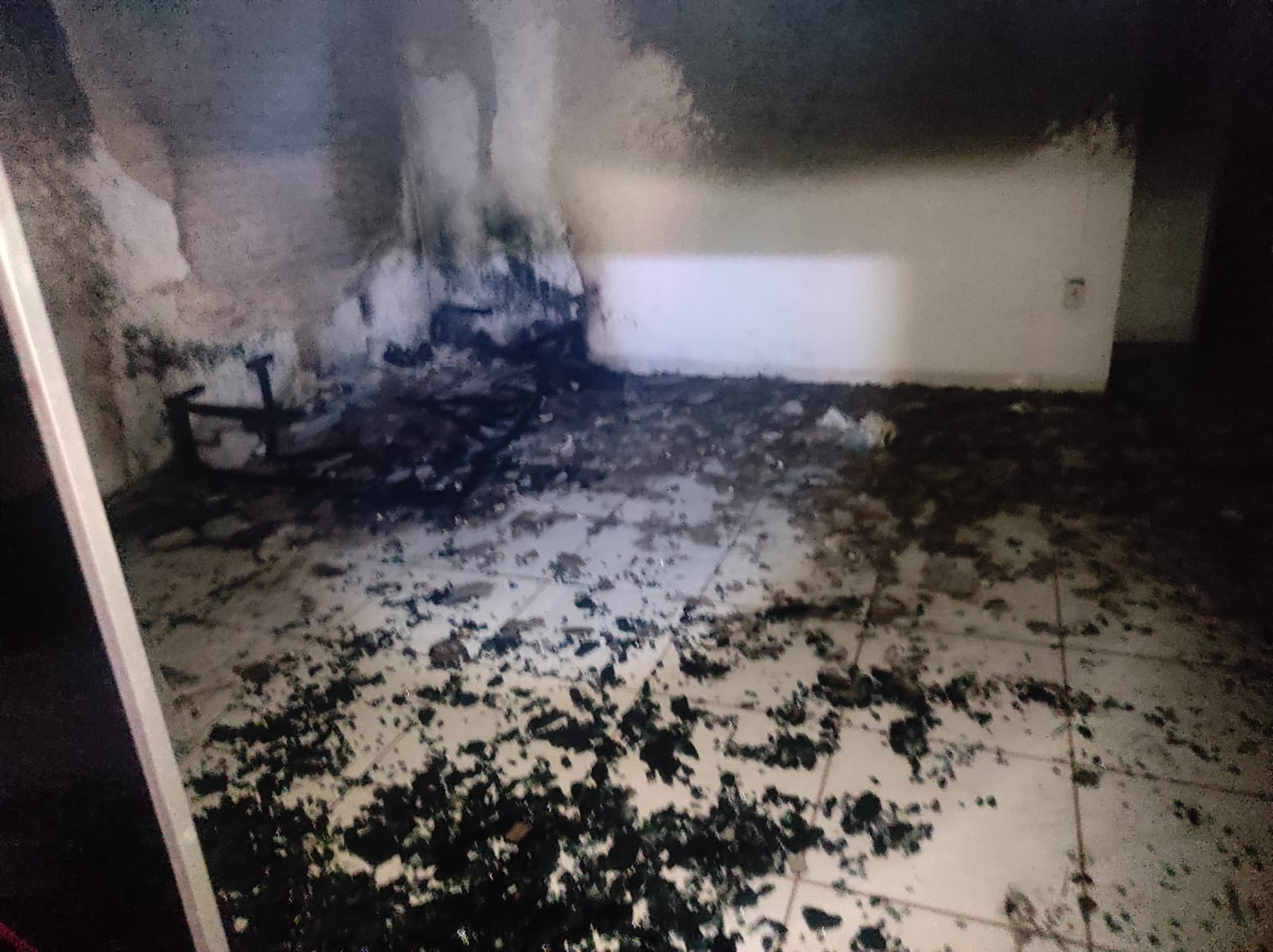 Após se casar, homem ateia fogo na casa da esposa em Santa Fé do Sul