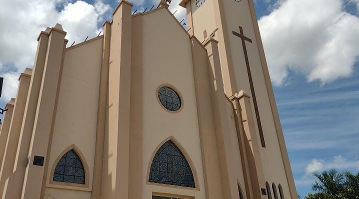 Comunidade católica se une em prol de leilão beneficente em Santa Fé do Sul