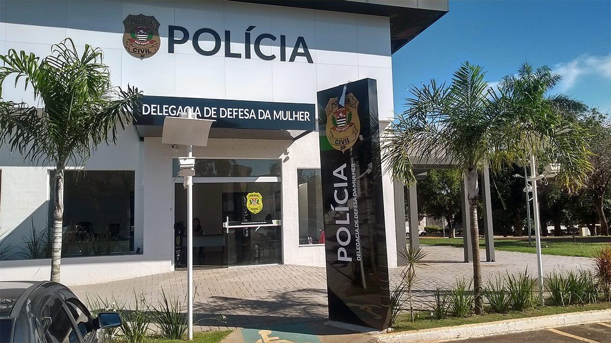 Polícia Civil investiga pastor evangélico suspeito de beijar e assediar enteada em Ilha Solteira