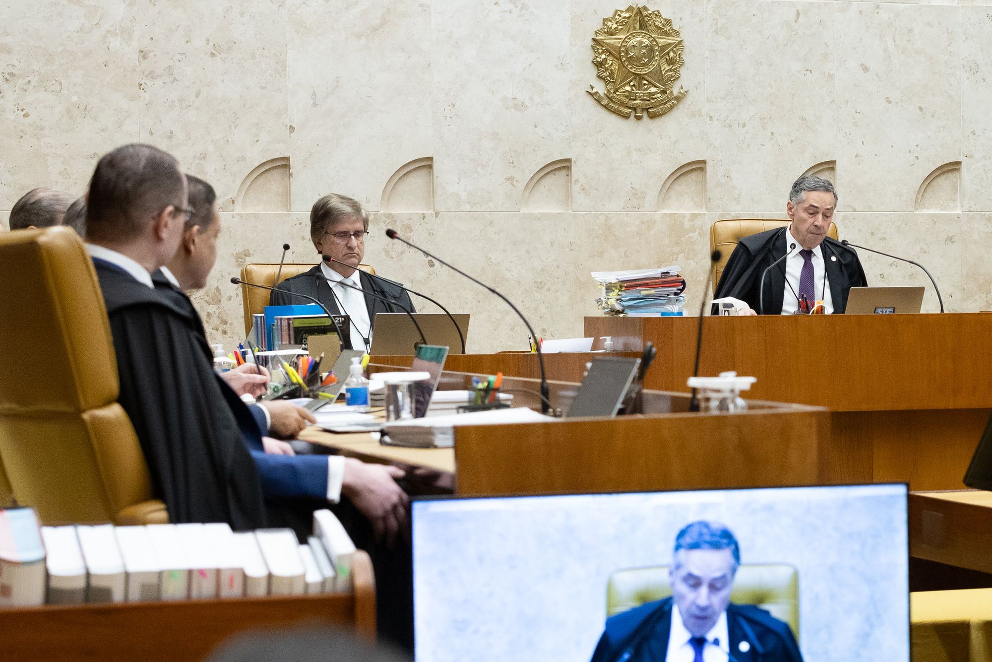 STF volta a discutir legalização do porte de maconha para uso pessoal