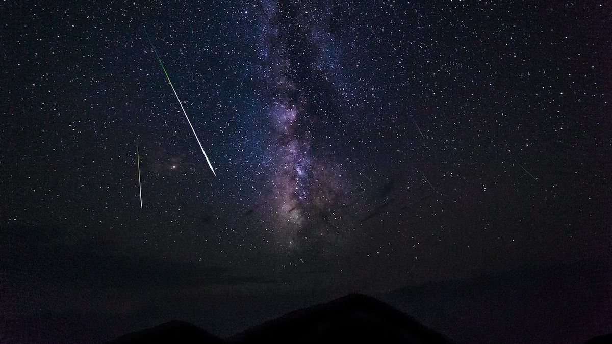 Chuva de meteoros Perseidas ilumina o céu nos dias 11 a 13 de agosto