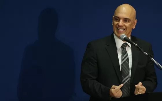 Alexandre de Moraes decide transferir R$ 18 milhões da Starlink para a União