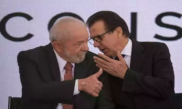 Ministro do Trabalho recebe aval de Lula para acabar com saque-aniversário do FGTS