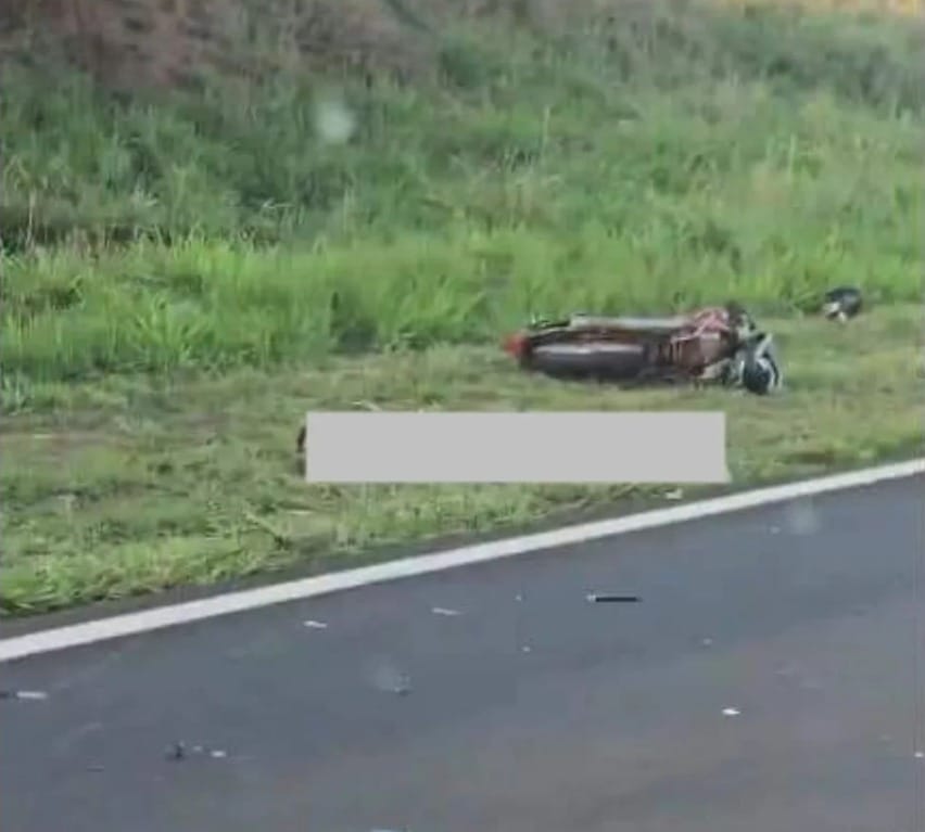 Motociclista morre e passageiro fica gravemente ferido em acidente em Palmeira D'Oeste