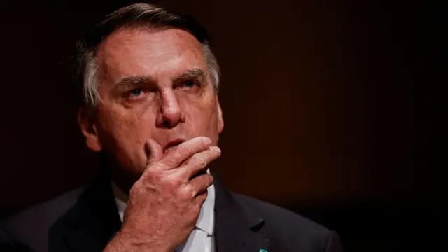 PF indicia Bolsonaro e mais 36 por tentativa de golpe de Estado