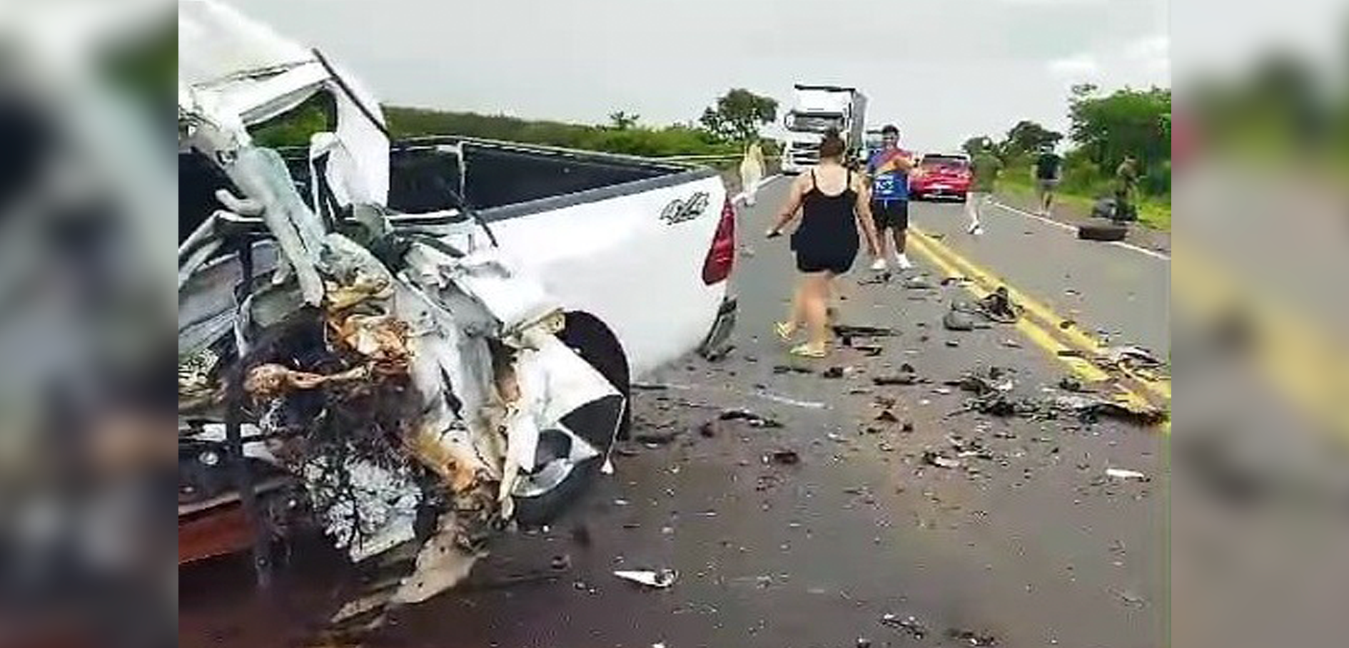 Mulher morre em colisão frontal com caminhão na BR-158 em Aparecida do Taboado