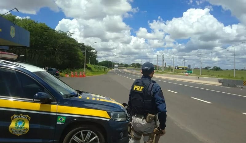 Operação Carnaval: PRF intensifica fiscalização em rodovias federais