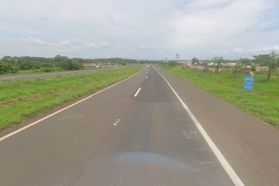 Ciclista morre atropelado por caminhão na Rodovia Marechal Rondon, em Castilho