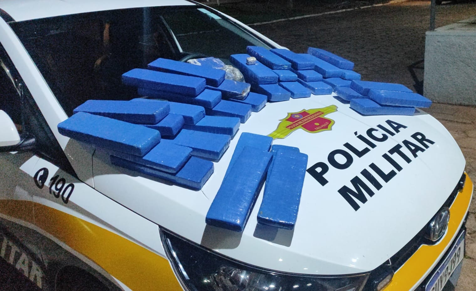 Casal é preso em flagrante transportando mais 33 quilos de maconha na Rodovia Euclides da Cunha, em Jales