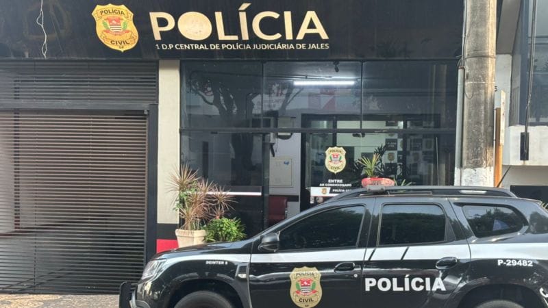 Idosa de 92 anos tem R$ 1,6 mil furtados pela neta em Jales