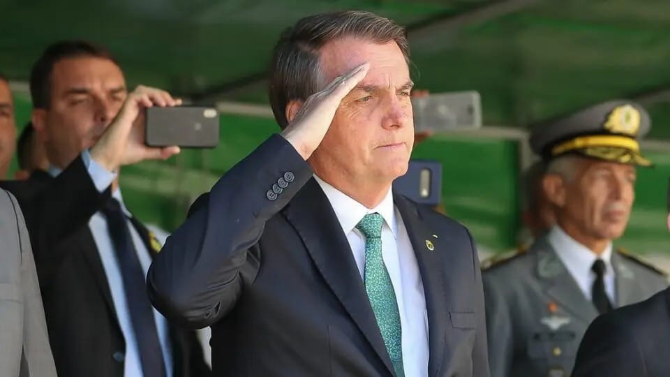 Após condenação, Bolsonaro pode ficar inelegível até 2060