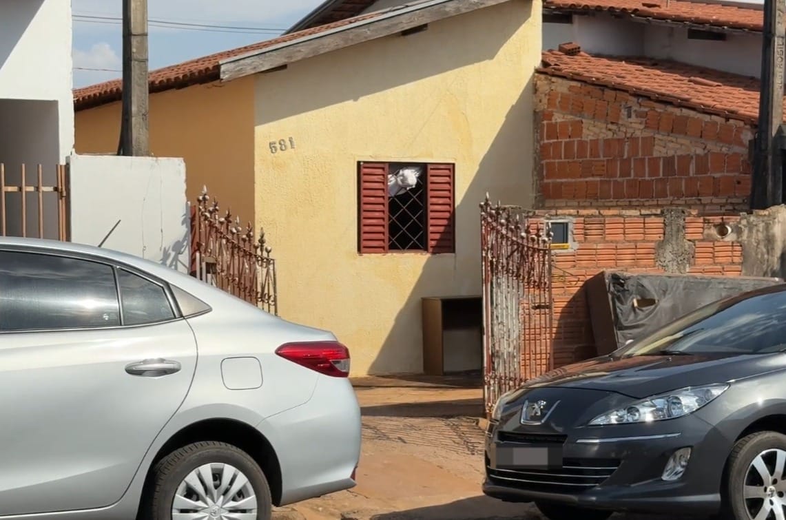 Homem mata ex-mulher e comete suicídio em Monte Aprazível