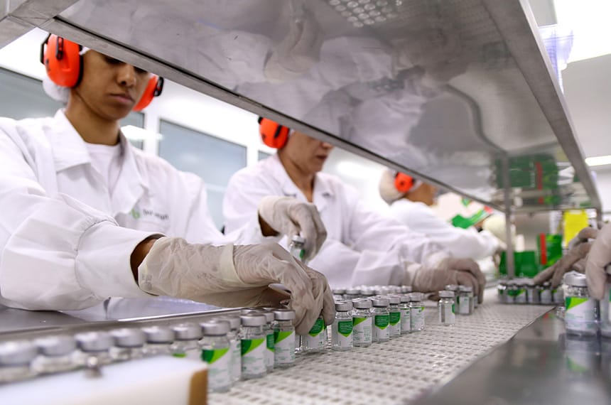 Brasil produzirá vacina contra vírus sincicial respiratório e remédio para esclerose múltipla