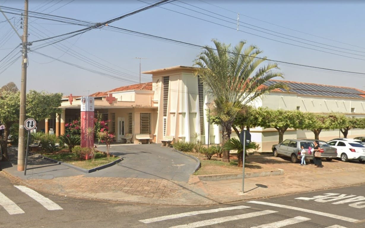 Homem é preso suspeito de tentar beijar criança de 4 anos em hospital de Neves Paulista