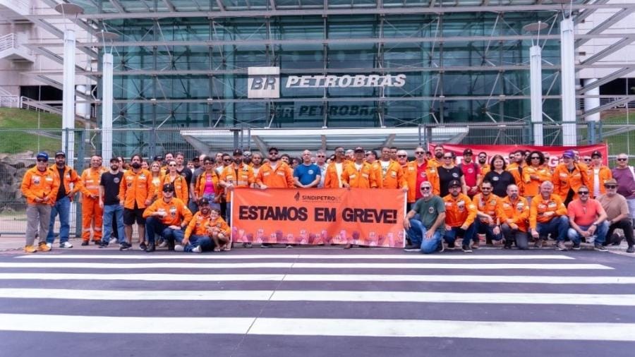 Greve de petroleiros da Petrobras chega ao terceiro dia com adesão em plataformas e refinarias