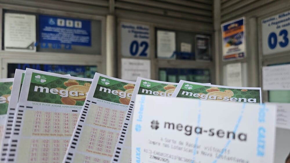 Mega-Sena acumula e próximo prêmio pode pagar R$ 8 milhões