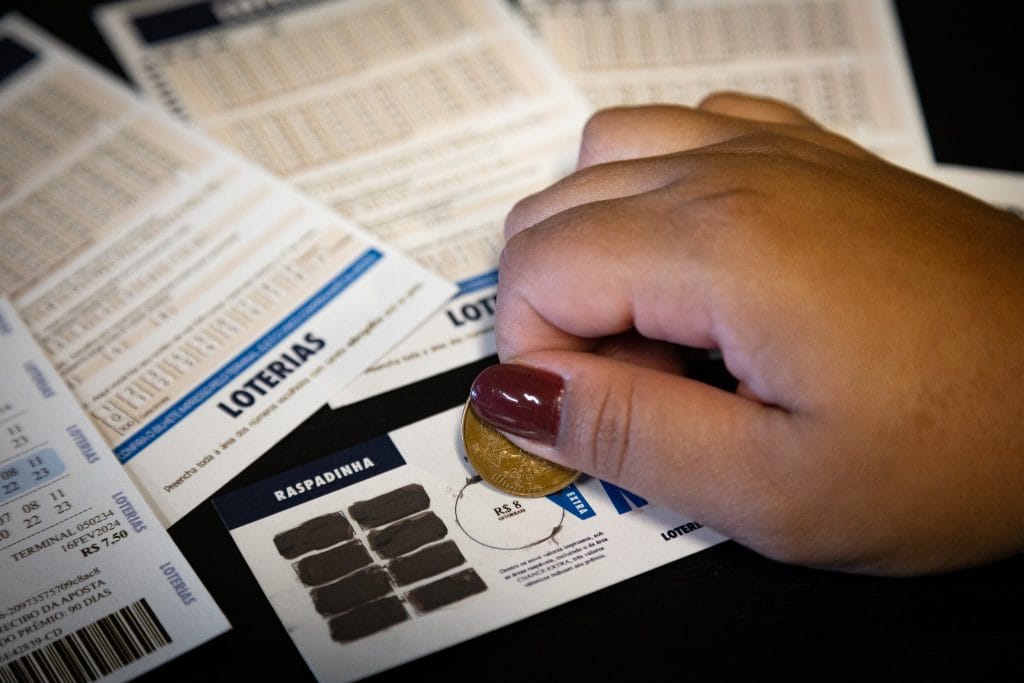 Governo de SP assina concessão das Loterias Paulistas e prevê construção de hospitais no interior