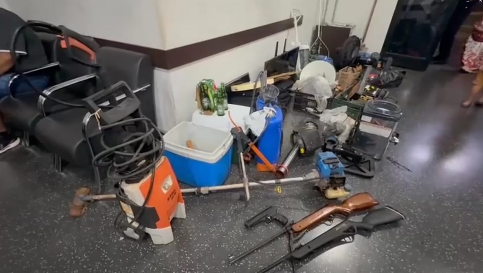 Polícia prende quadrilha suspeita de furtar ranchos em Três Fronteiras; líder do grupo segue foragido