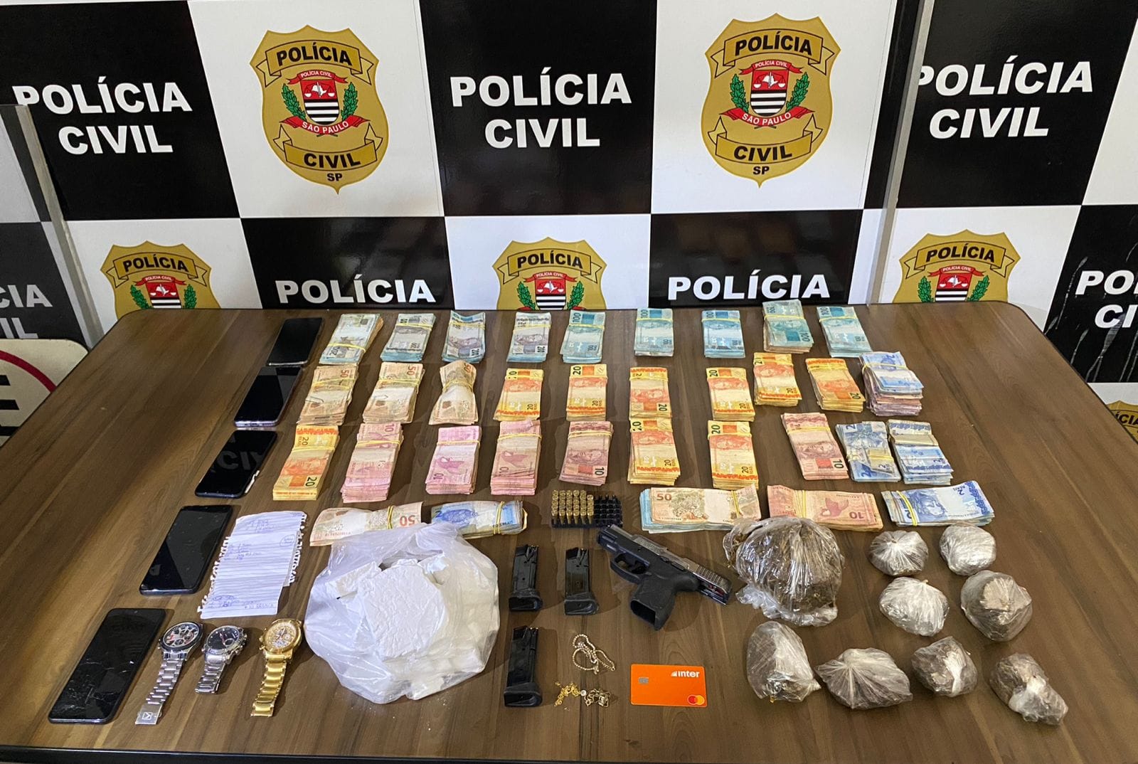 Polícia Civil desarticula rede de tráfico que abastecia Santa Fé do Sul e região; duas pessoas foram presas