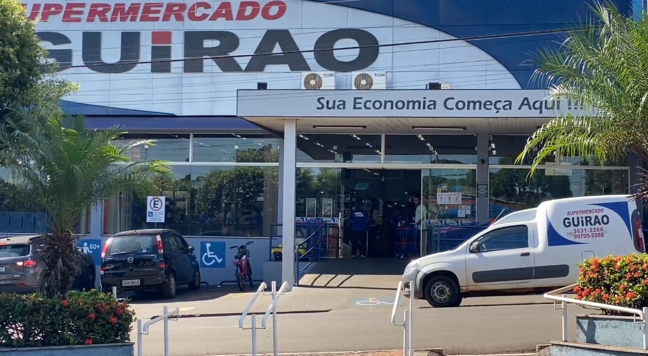 Supermercado é invadido durante a madrugada e tem dinheiro e cheques furtados em Santa Fé do Sul