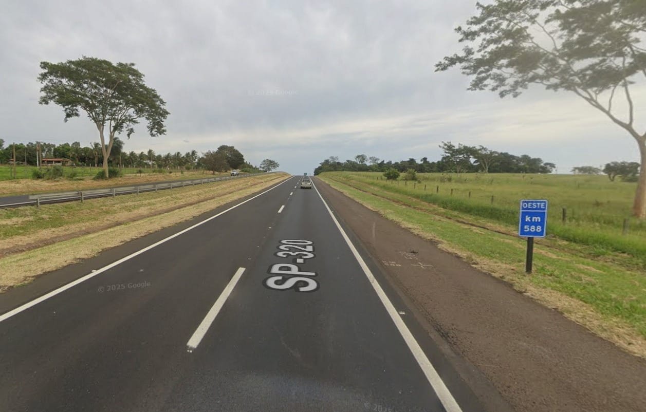 Homem fica gravemente ferido após ser atingido por caminhonete na Euclides da Cunha (SP-320), em Jales; morador de Santa Fé do Sul voltava de rodeio