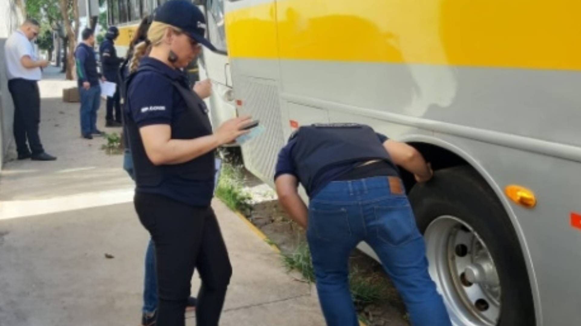 Detran-SP autua veículos durante fiscalização de transporte escolar em Santa Fé do Sul