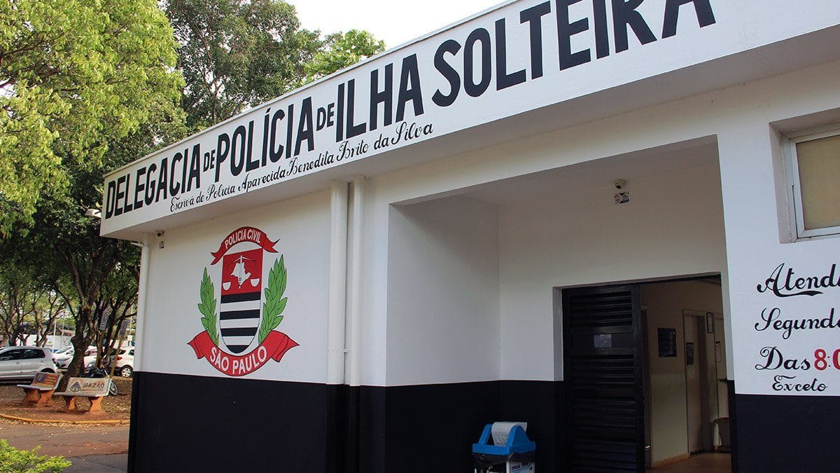 Homem é preso após esfaquear jovem durante confusão em bar de Ilha Solteira