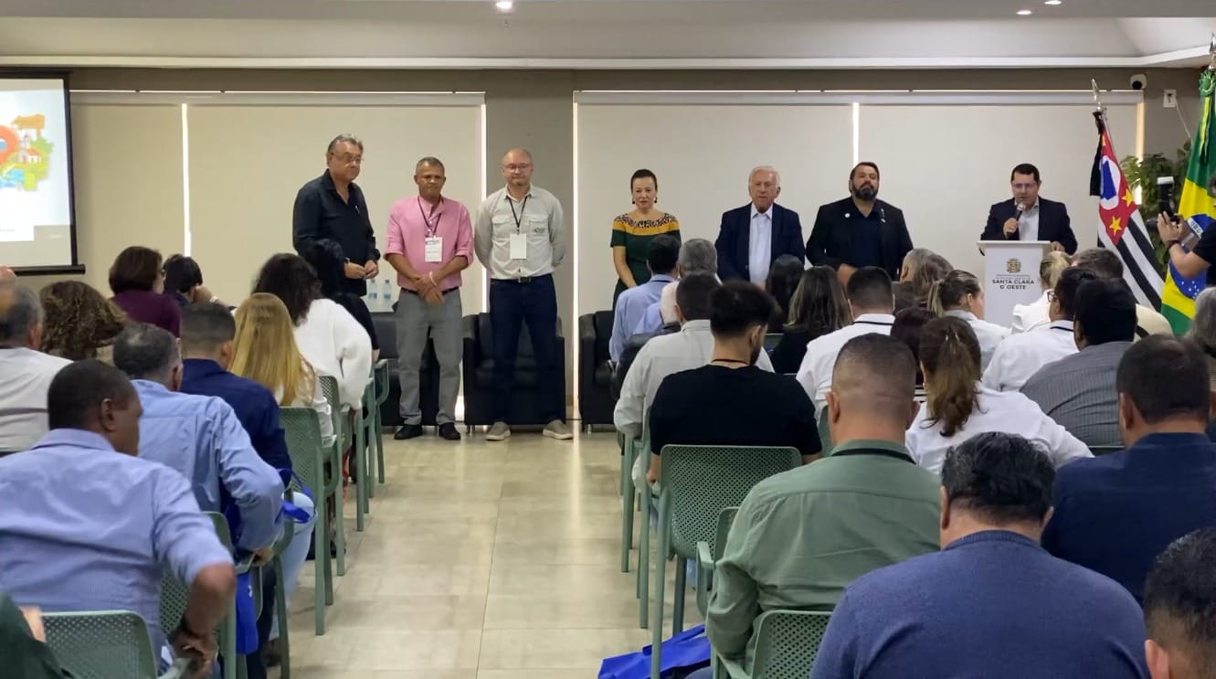 VÍDEO: Evento reúne lideranças e discute desenvolvimento regional em Santa Clara d’Oeste
