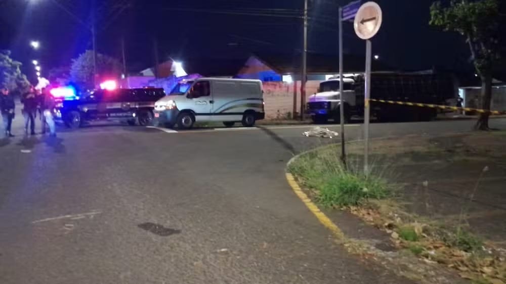 Idosa de 87 anos morre após ser atropelada por ônibus escolar em Catanduva