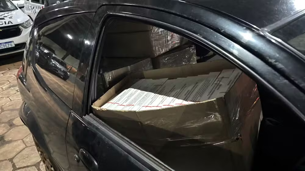 Polícia Federal prende três e apreende 10 veículos com mercadorias ilegais em Jales