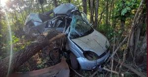 Jovem morre após bater em árvore na rodovia dos barrageiros entre Ilha Solteira e Itapura