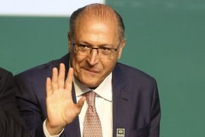 Geraldo Alckmin se desfilia do PSDB e poderá ser vice de Lula