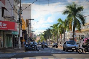 Comércio de Jales deve vender 20% a mais que no Natal passado, prevê ACIJ