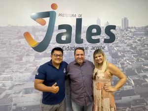 Jales Rodeio Show lança ingresso solidário pela metade do preço com doação de alimentos