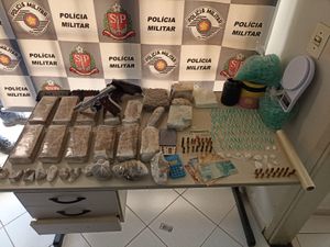 Homem é preso por tráfico de drogas e posse ilegal de arma de fogo em Três Fronteiras