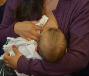 Agosto dourado: campanha nacional de amamentação incentiva o aleitamento materno