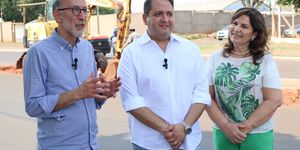 Prefeito Luis Henrique e secretário Estadual de Desenvolvimento Regional, Dr. Rubens Cury, visitam obras no município de Jales