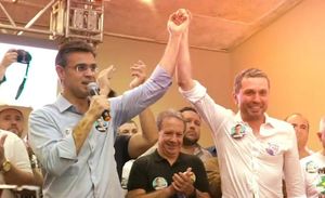 Rodrigo Garcia atende apelo de Fausto Pinato e põe fim ao desconto de 12% na folha de 115 mil aposentados do estado