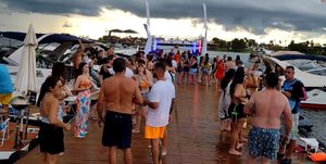 Santa Fé do Sul realiza esquenta para o carnaval 2023 ás margens do Rio Paraná