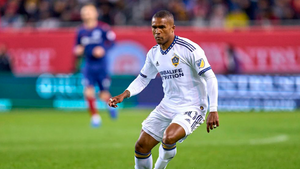 Douglas Costa, ex-Grêmio, pode ser preso por falta de pagamento de pensão alimentícia