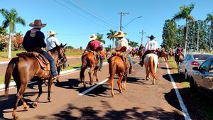 Urânia realiza cavalgada com almoço gratuito em comemoração aos seus 73 anos