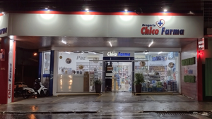 Adolescente de 16 anos assalta farmácia em Santa Fé do Sul; veja vídeo