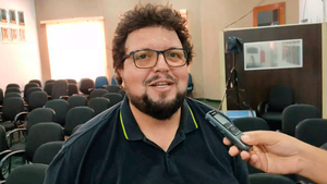 Vereador de Santa Fé do Sul pede construção de praça e sinal de internet gratuito em locais públicos