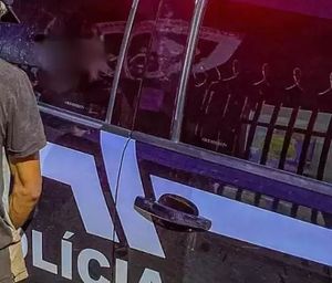 Padrasto é flagrado estuprando enteada de 8 anos e foge para matagal