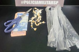 Operação policial prende traficantes e liberta usuária agredida por 72 horas