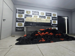 Caminhão com drogas escondidas é apreendido na região de Fernandópolis