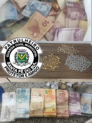 Homem investigado por envolvimento com o tráfico de drogas é pego com dinheiro falso em Santa Fé do Sul
