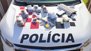 Polícia Militar apreende maconha e cocaína em obra em Andradina