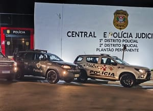 Embriagado, homem agride prima com socos e chutes em Andradina